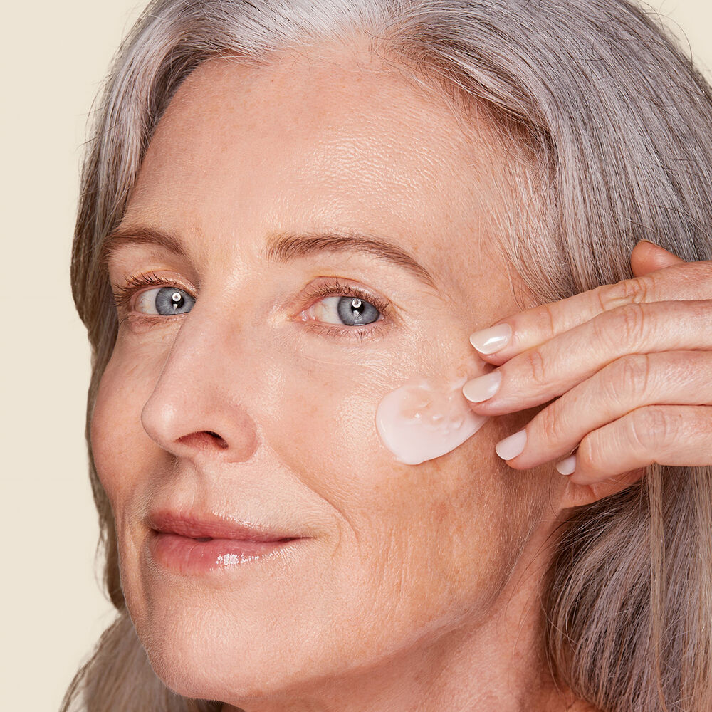 Nutri-Lumière Night Cream - Anti-Aging + Nourishing Night Moisturizer for Mature Skin